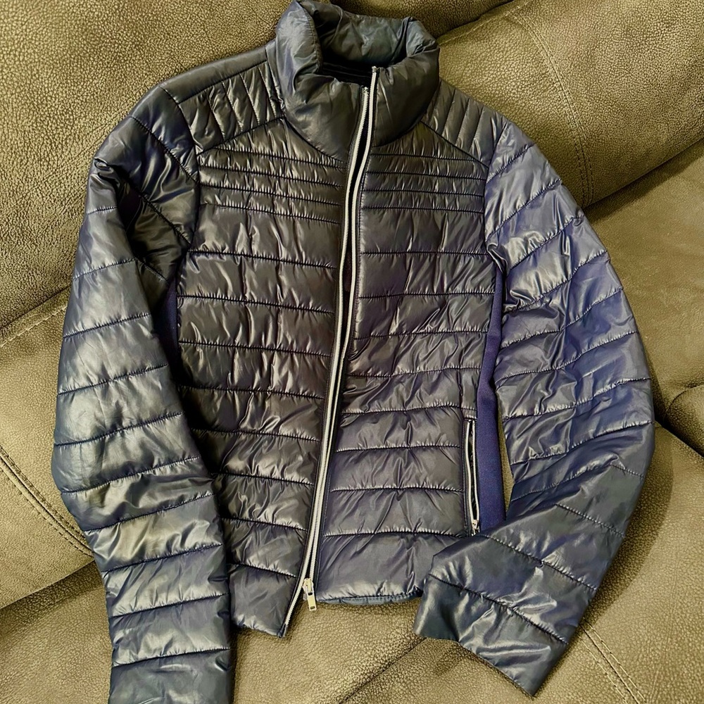 Ci Sono Quilted Outerwear in Dark Blue